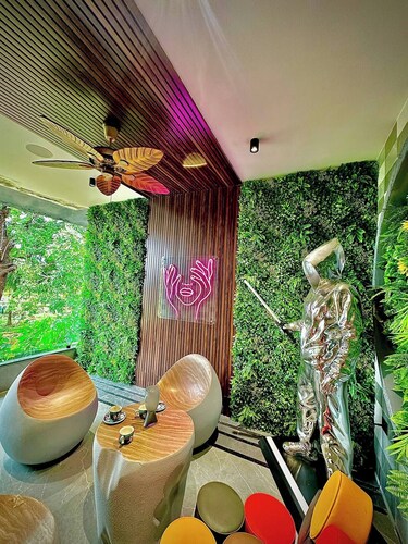 Fashion BnB - Luxury in the lap of nature