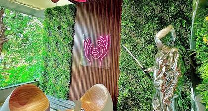 Fashion BnB - Luxury in the lap of nature