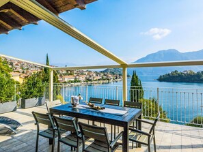 Outdoor dining - The View 2 by Interhome (Tremezzina)