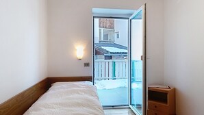 4 bedrooms, Internet - Cesa Marco by Interhome (Pozza di Fassa)
