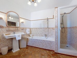 Towels - L ancien Hôtel Creste by Interhome (Banon)