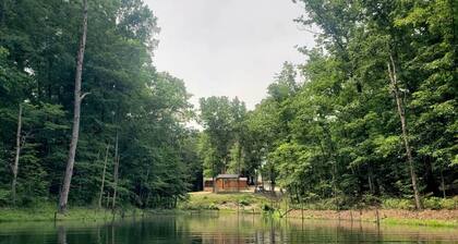 The Lakeview Cabin and Highland Retreat