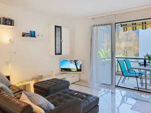 TV - Apt. Hermosa by Interhome (Locarno)