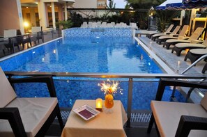 Imagen sin descripción, 5 de 62, botón