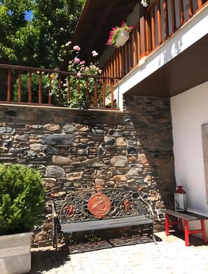 Unclassified image, 3 of 58, button - Double Room 3 with Private Bathroom (Rabal)