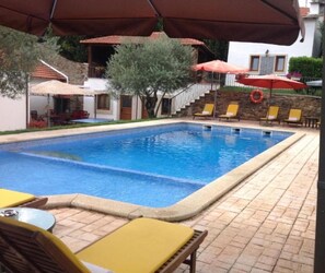 Unclassified image, 5 of 61, button - Triple Room 6 - Solar de Rabal with Private Bathroom (Rabal)