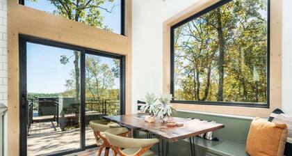 The Grasshopper at In the Trees Luxury Resort, Mountaintop, Hot Tub, Outdoor Fireplace