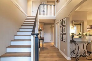 Unclassified image, 4 of 27, button