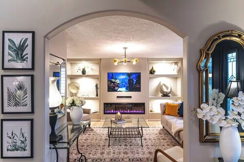 Beautiful Executive Home close to the Ocean