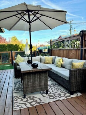 Unclassified image, 2 of 27, button - Beautiful Executive Home close to the Ocean (Sidney)