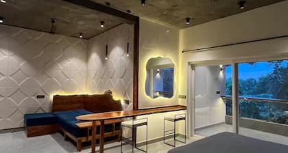 WabiSabi Farmhouse in Auroville