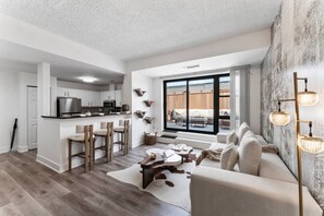 Télévision, chaîne hi-fi