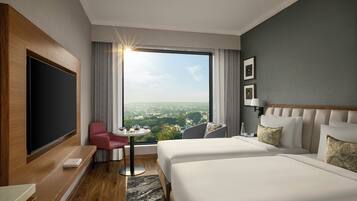 Rom, 2 enkeltsenger | Safe på rommet, blendingsgardiner, lydisolert og strykejern/-brett