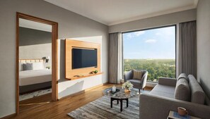 Zimmersafe, Verdunkelungsvorhänge, schallisolierte Zimmer