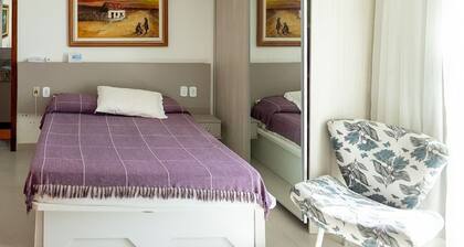 Studio Beira-mar com Piscina e Varanda Privativa