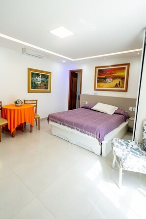 Apartment | 1 bedroom - Studio Beira-mar com Piscina e Varanda Privativa (Ilhéus)