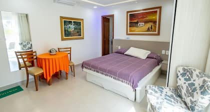 Studio Beira-mar com Piscina e Varanda Privativa