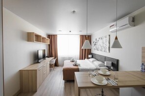 Dobbeltrom – comfort, hageutsikt