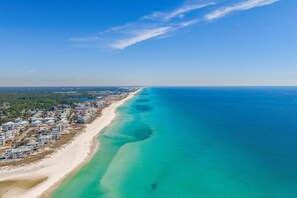 Beach - Private Deeded Beach Access 1 Minute Walk, 4 King Suites, Walk 2 Coffee, Bikes (Santa Rosa Beach)
