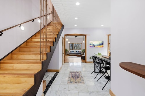 River Trails + Downtown | Artisan Home