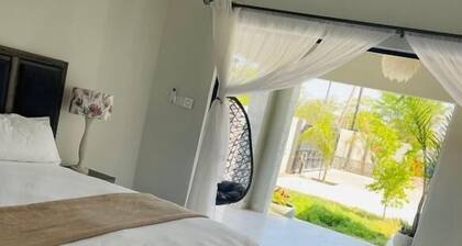 Luna Holiday Home