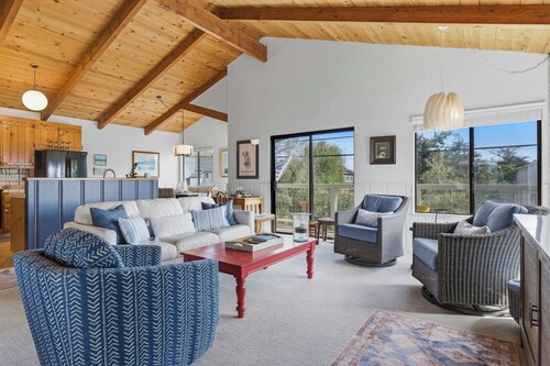 Twin Lakes Surf House