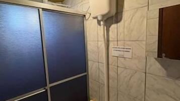 Comfort-Suite, Balkon, Poolblick