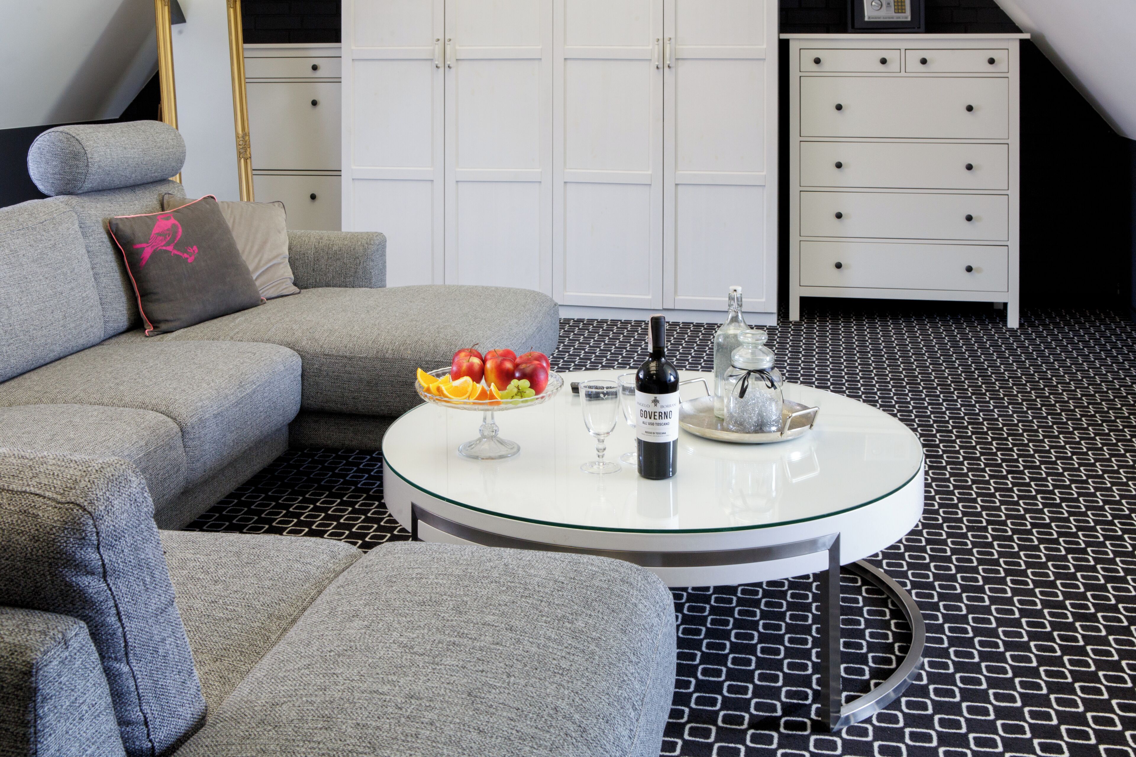 Comfort Apartment | Desk, laptop workspace, free WiFi