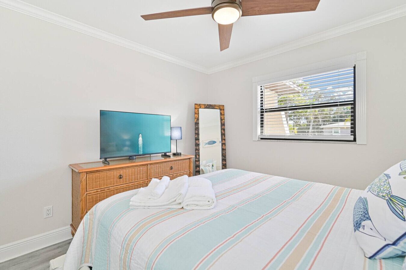 2 bedrooms, iron/ironing board, travel crib, free WiFi