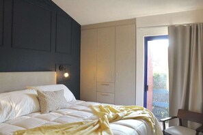 2 chambres, fer et planche à repasser, Wi-Fi, draps fournis