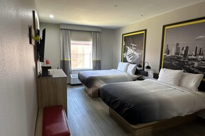 Room - Super 8 By Wyndham Baytown (Baytown)