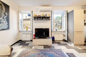 未分类图片，第 5 张，共 17 张，按钮