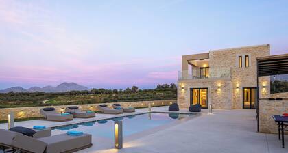 Private Oasis with Pool & Superb Views of the Cretan Nature