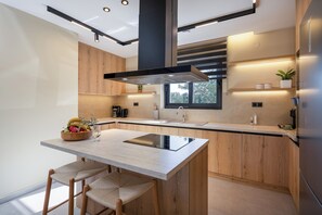 Fridge, microwave, oven, stovetop - Private Oasis with Pool & Superb Views of the Cretan Nature (Crete)