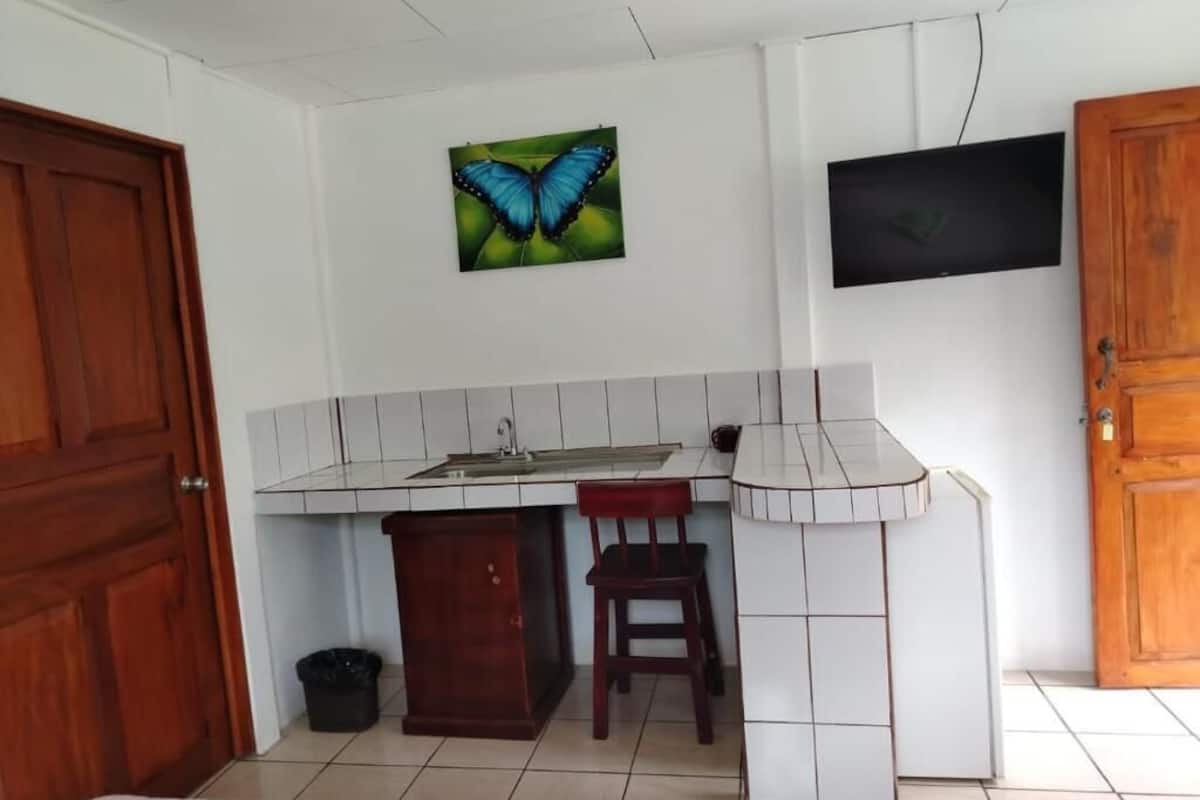 Classic trippelrum - utsikt mot trädgården | Interiör