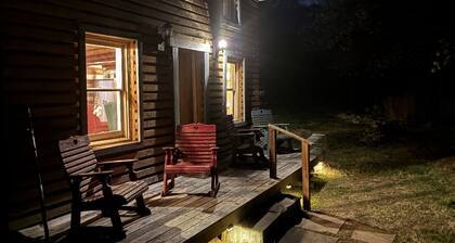 Peaceful mountain cabin in charming Berryville VA - next to river and brewery