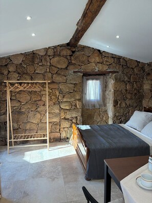 Unclassified image, 2 of 11, button - Bergerie du Riccio house with private pool (Cauro)