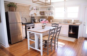 Fridge, microwave, oven, stovetop - NEW | Round Top Girls' Getaway | 2 BR w/ Fire Pit (Burton)