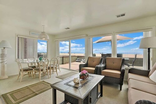 Location! On The Beach