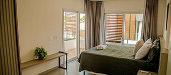 Flamingos #27 - Casa com Piscina by Carpediem