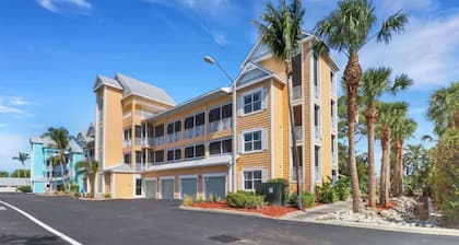 NEW Cozy Studio near Beach