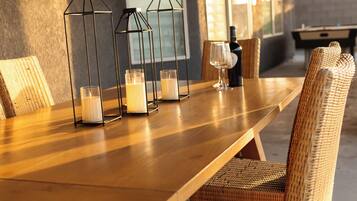 Tempat makan outdoor