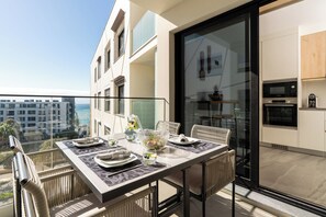 Dining - Four Seasons in Funchal... where luxury meets tranquility! (Funchal)