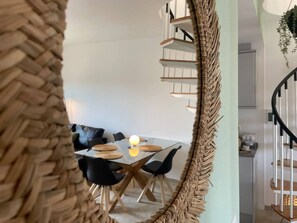 Dining - Encantador dúplex con dos terrazas cerca del mar. (Lloret De Mar)