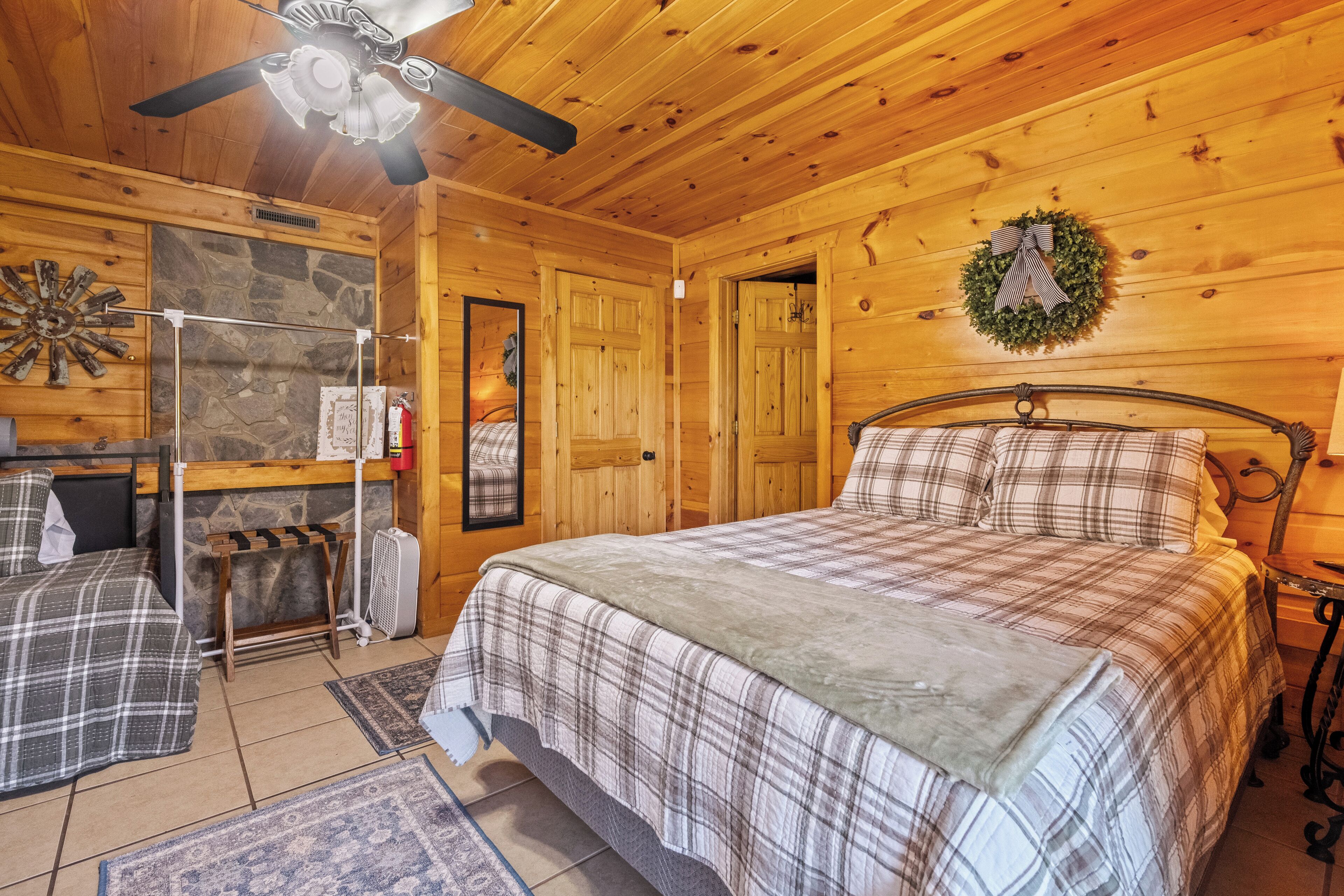 2 quartos, Wi-Fi, roupa de cama, acesso para cadeiras de rodas