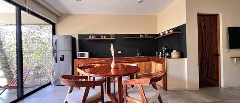 Microondas y lavavajillas