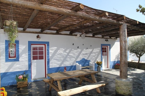 Casa dos Paquetes and Casa do Ferrador