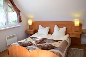 House | 2 bedrooms, individually furnished, bed sheets