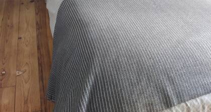 CHAMBRECOSY maison de ville entre gares et centre historique