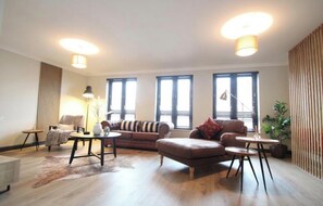 Uklassifisert bilde, 2 av 16, knapp